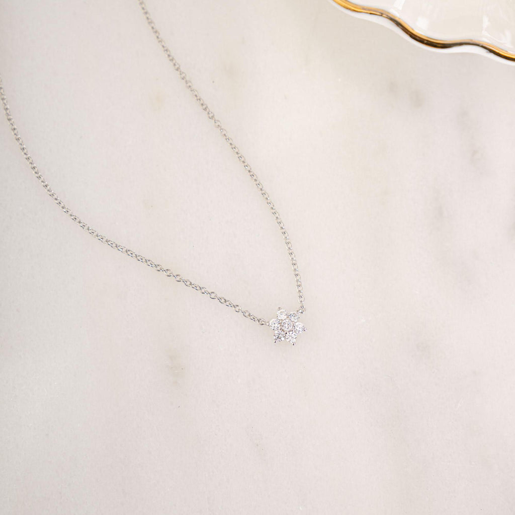Flower Necklace, Flower Jewelry, Gift for Her, Bridal Jewelry, Bridesmaid Gift, Bridal Necklace, Minimalist Necklace, Dainty Necklace