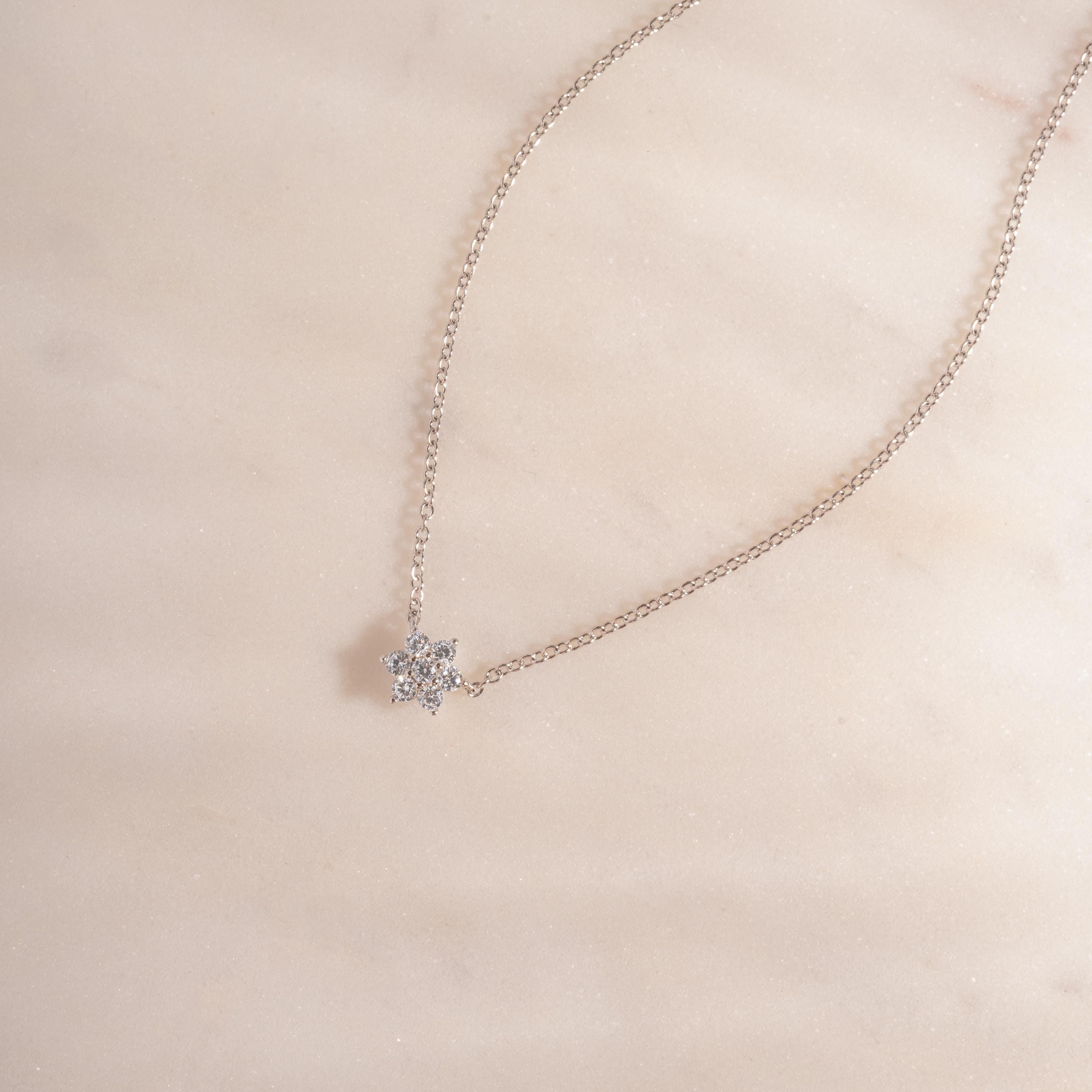 Flower Necklace, Flower Jewelry, Gift for Her, Bridal Jewelry, Bridesmaid Gift, Bridal Necklace, Minimalist Necklace, Dainty Necklace