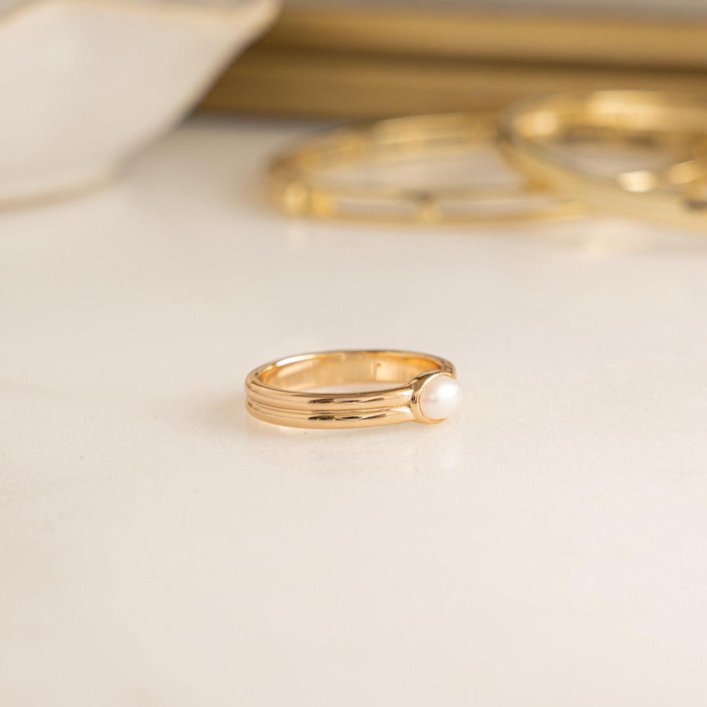 Pearl Ring, Minimalist Ring, Vintage Ring, Dainty Ring, Bridesmaid Gift, June Birthstone Ring, Stackable Ring, Gift For Her, Pearl Jewelry