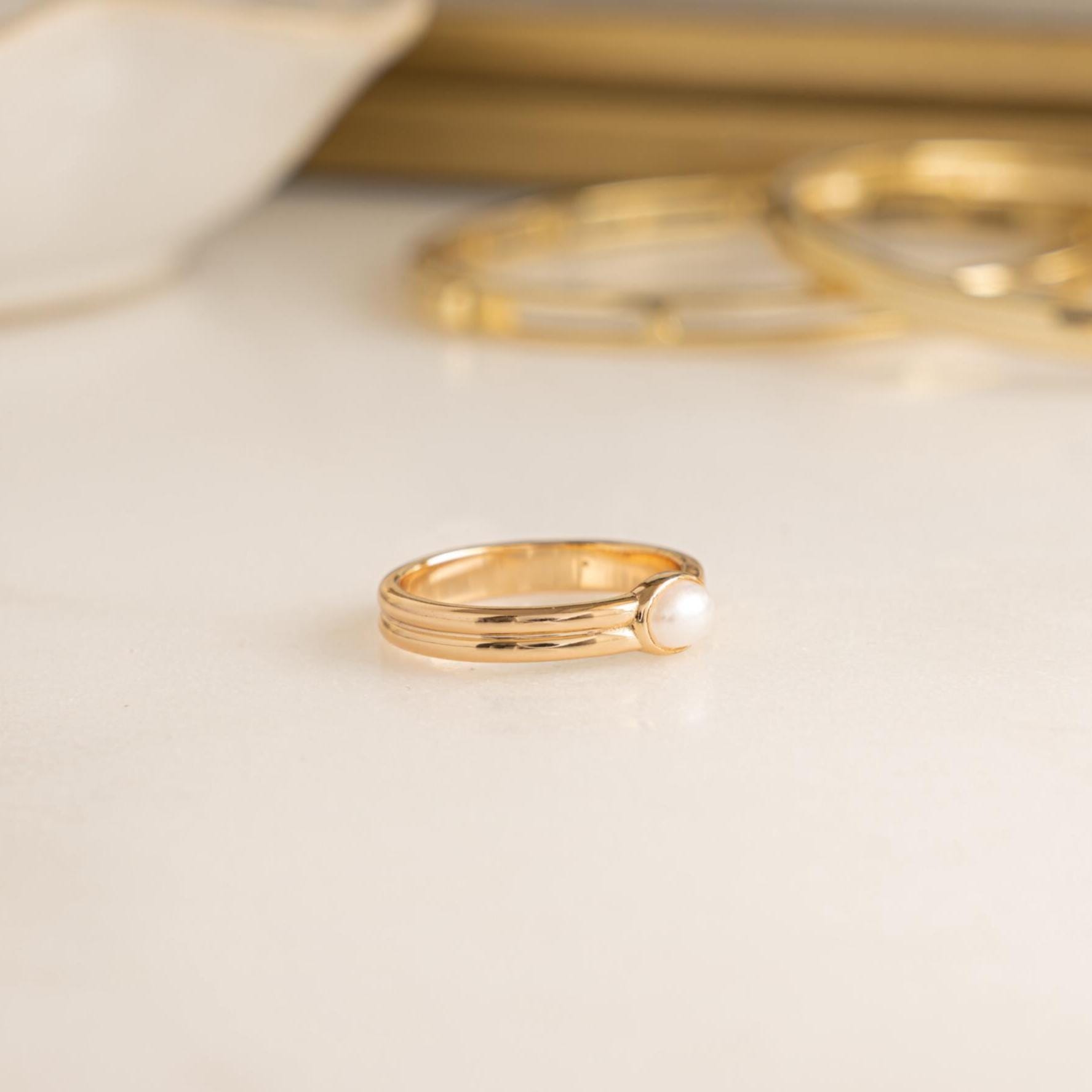 Pearl Ring, Minimalist Ring, Vintage Ring, Dainty Ring, Bridesmaid Gift, June Birthstone Ring, Stackable Ring, Gift For Her, Pearl Jewelry