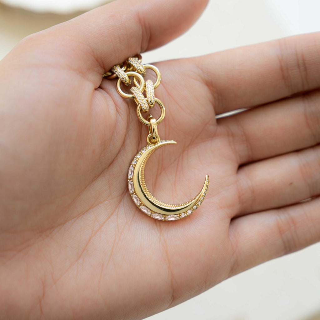 Crescent Moon Necklace, Moon Pendant Necklace, Gold Chain Necklace, Celestial Jewelry, Charm Necklace, Statement Necklace, Gift for Her