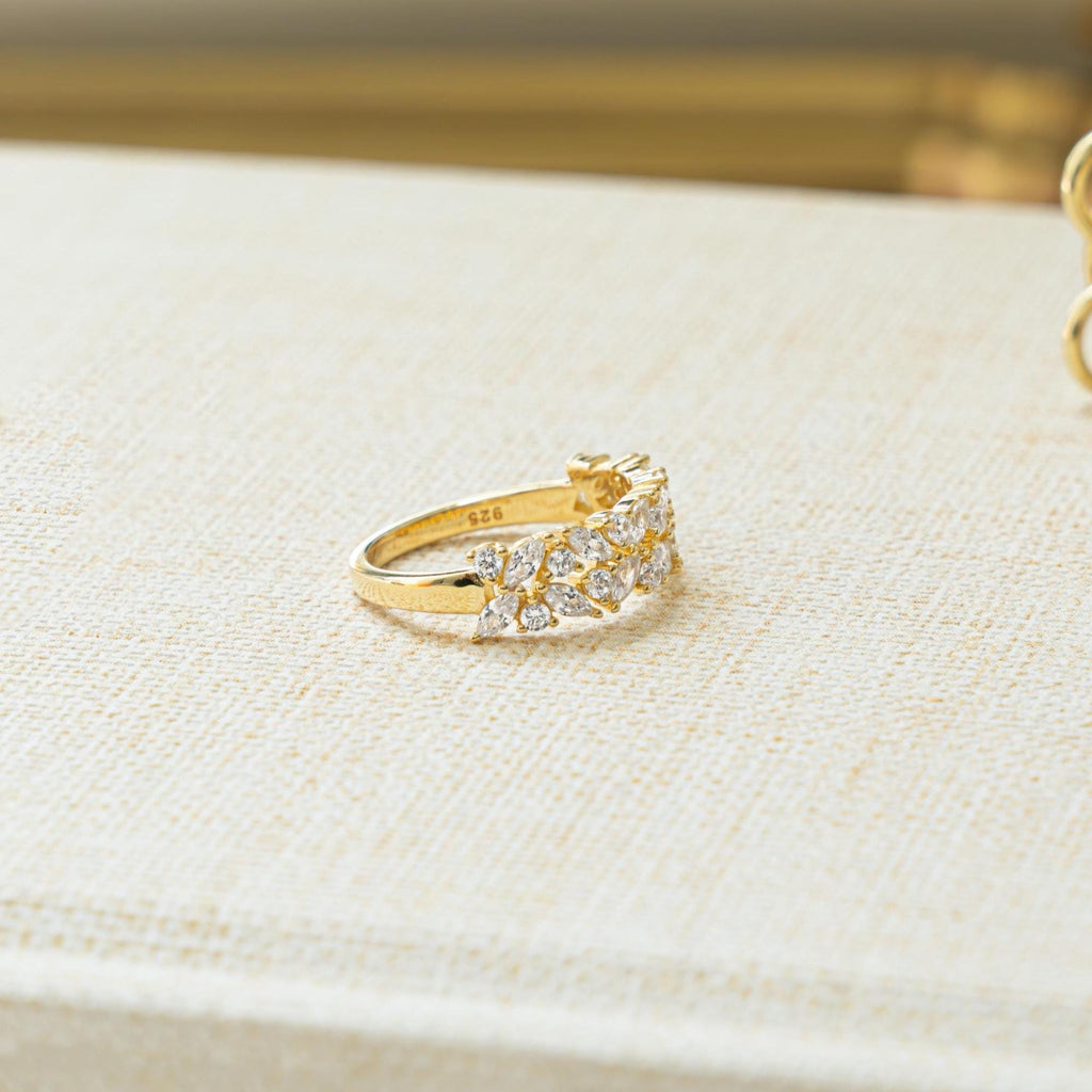 Diamond Cluster Ring, Wedding Band, Statement Ring, Vintage Ring, Bridal Jewelry, Womens Gold Ring, Anniversary Gift, Gift for Her