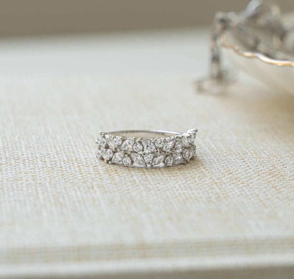 Diamond Cluster Ring, Wedding Band, Statement Ring, Vintage Ring, Bridal Jewelry, Womens Gold Ring, Anniversary Gift, Gift for Her