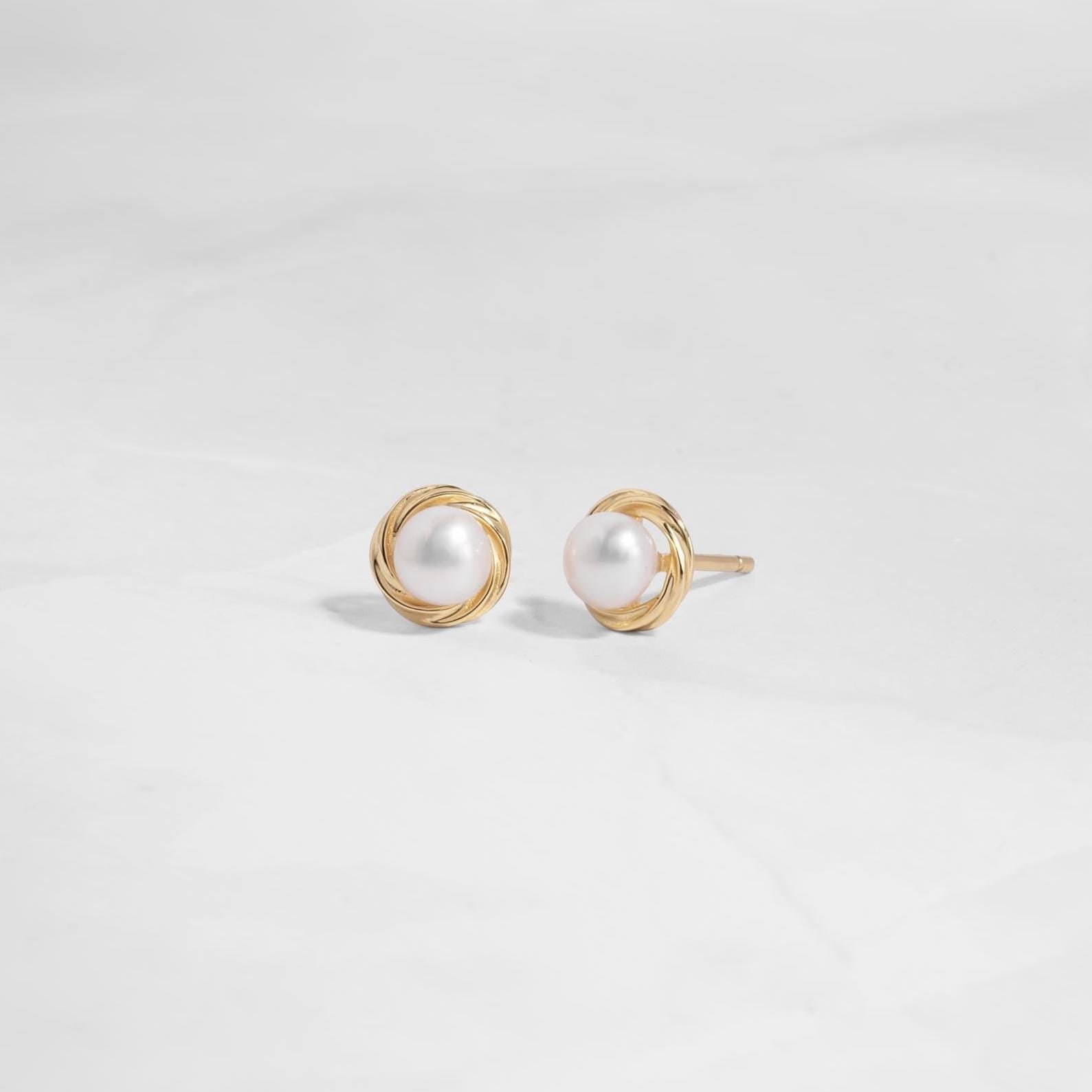 Pearl Earrings, Stud Earrings, Minimalist Jewelry, Stud Earrings, Sterling Silver Dainty Earrings, Freshwater Pearls, Bridal Earrings, Gift