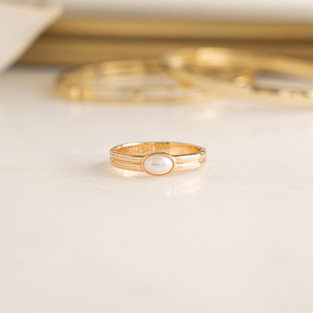 Pearl Ring, Minimalist Ring, Vintage Ring, Dainty Ring, Bridesmaid Gift, June Birthstone Ring, Stackable Ring, Gift For Her, Pearl Jewelry