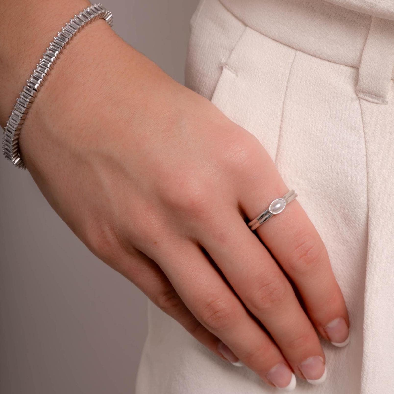 Pearl Ring, Minimalist Ring, Vintage Ring, Dainty Ring, Bridesmaid Gift, June Birthstone Ring, Stackable Ring, Gift For Her, Pearl Jewelry