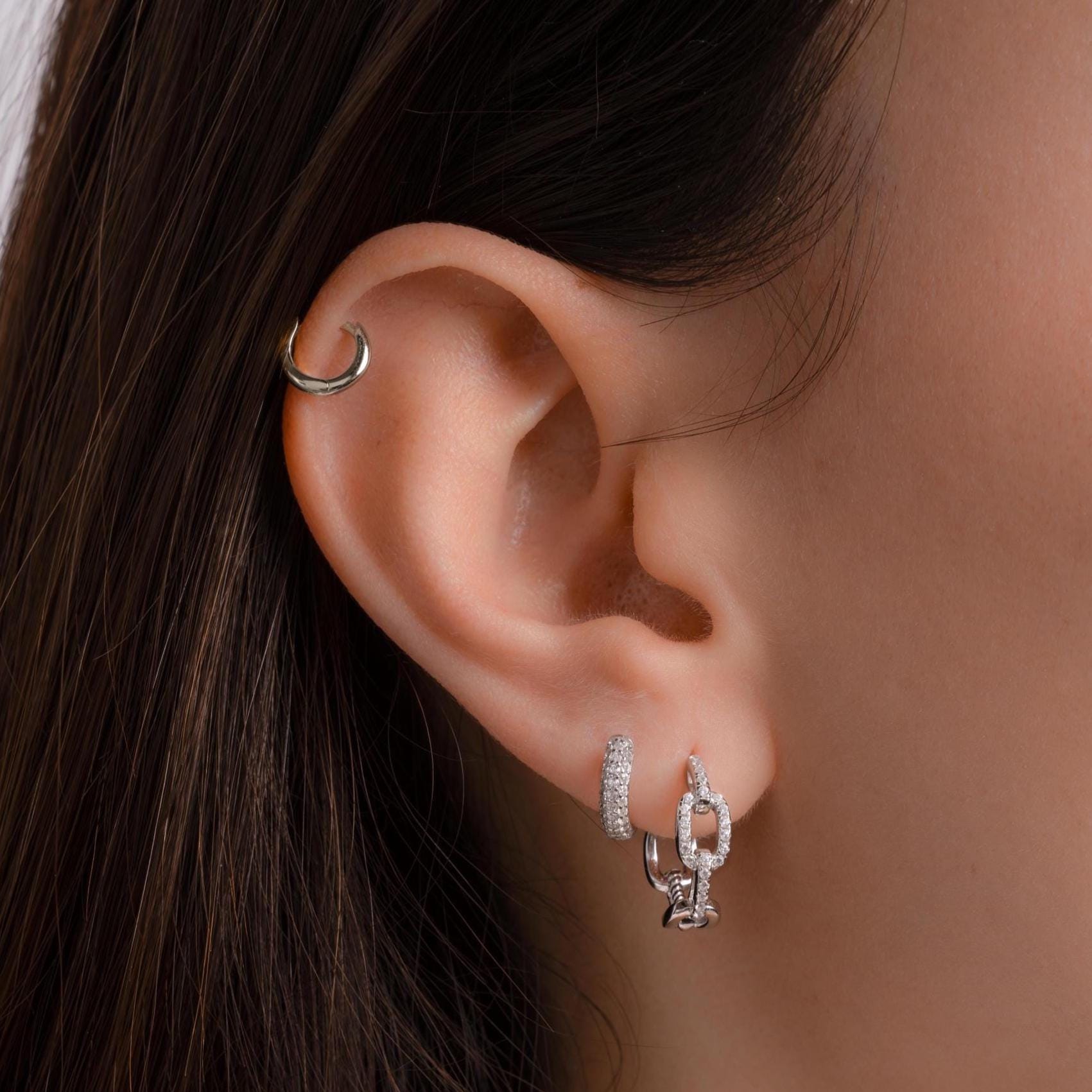 Small Hoop Earrings, Huggie Hoop Earrings, Minimalist Earrings, Diamond Earrings, Tiny CZ Hoop Earrings, Cartilage Earrings, Gift for Her