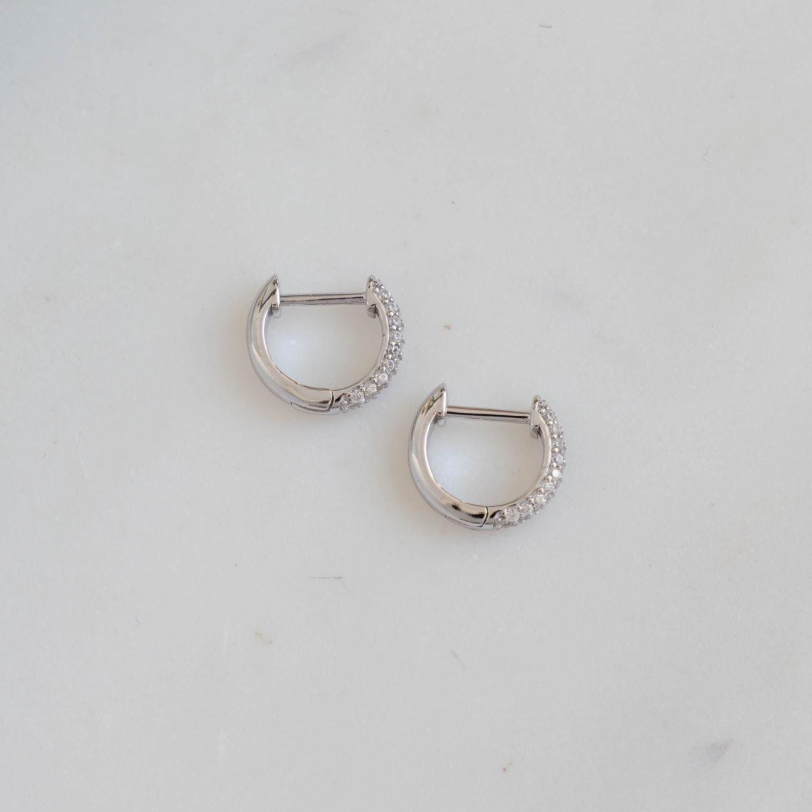 Small Hoop Earrings, Huggie Hoop Earrings, Minimalist Earrings, Diamond Earrings, Tiny CZ Hoop Earrings, Cartilage Earrings, Gift for Her