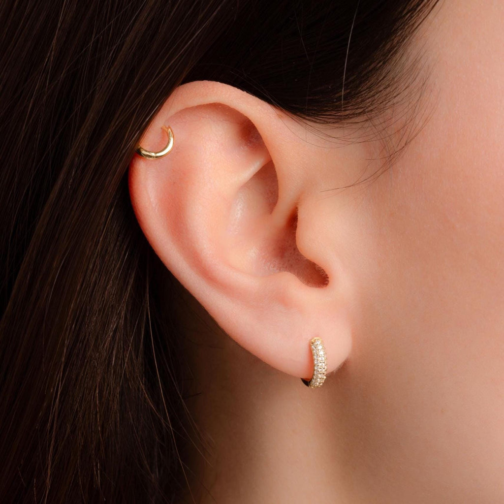Small Hoop Earrings, Huggie Hoop Earrings, Minimalist Earrings, Diamond Earrings, Tiny CZ Hoop Earrings, Cartilage Earrings, Gift for Her