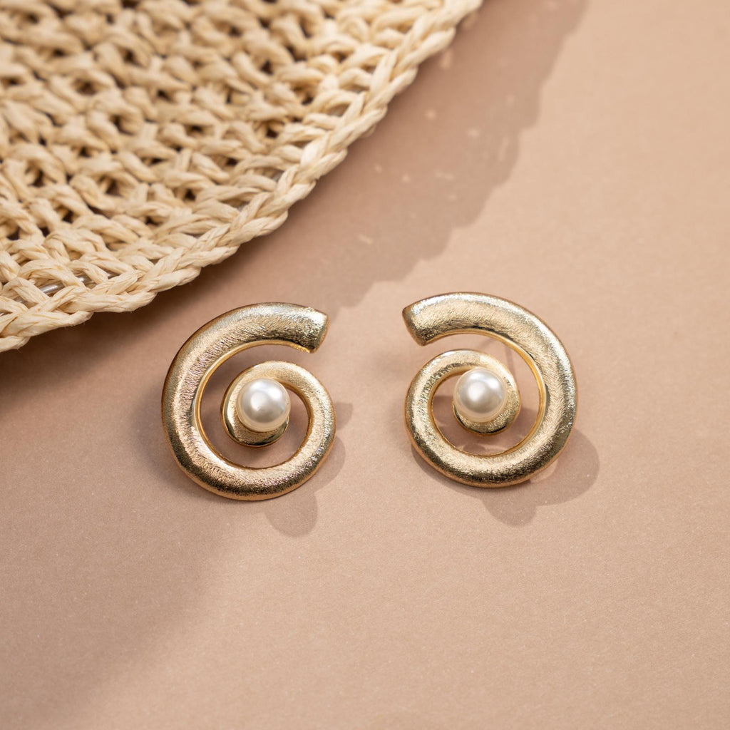 Drop Earring, Statement Earring, Pearl Earrings, Spiral Earrings, Gold and Pearl Earrings, Boho Earring, Big Pearl Earrings, Gift For Her