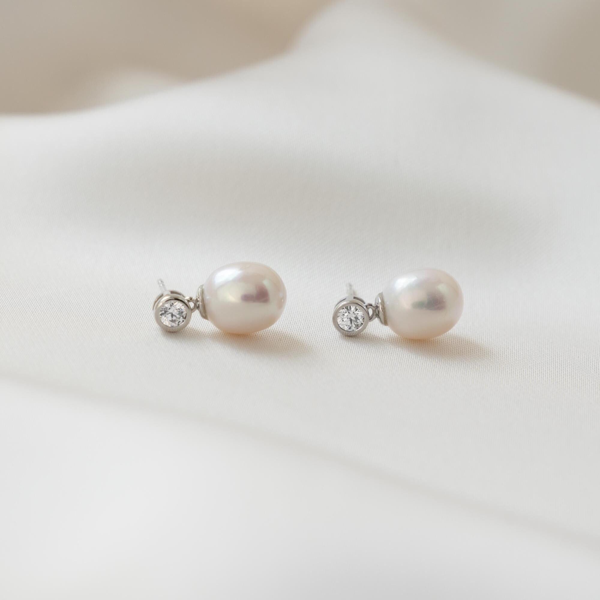 Pearl Earrings, Dangle Earrings, Diamond Stud Earrings, Pearl Jewelry, Drop Earring, Organic Earrings, Bridesmaid Gift, Gift for Her