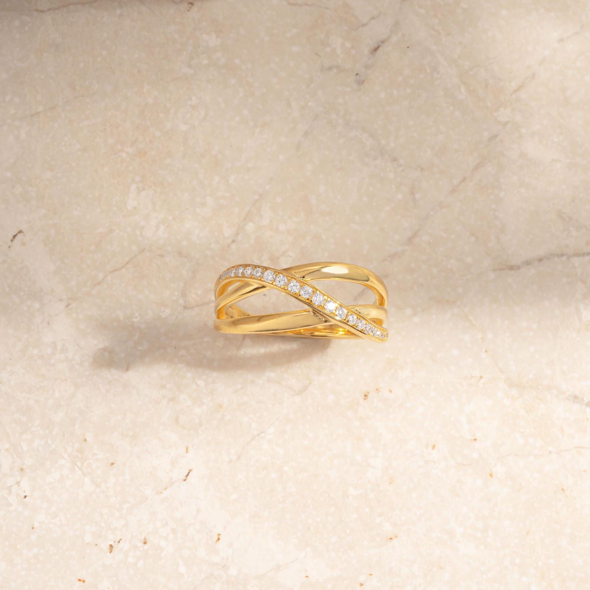 Dainty Diamond Ring by Sami Jewels, Statement Ring, Minimalist Ring, Dainty Ring, Unique Ring, Stacking Ring, Wedding Jewelry, Gift for Her