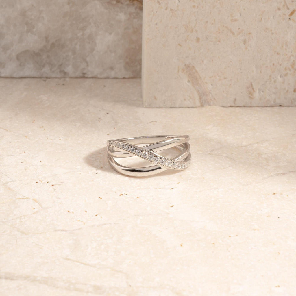 Dainty Diamond Ring by Sami Jewels, Statement Ring, Minimalist Ring, Dainty Ring, Unique Ring, Stacking Ring, Wedding Jewelry, Gift for Her