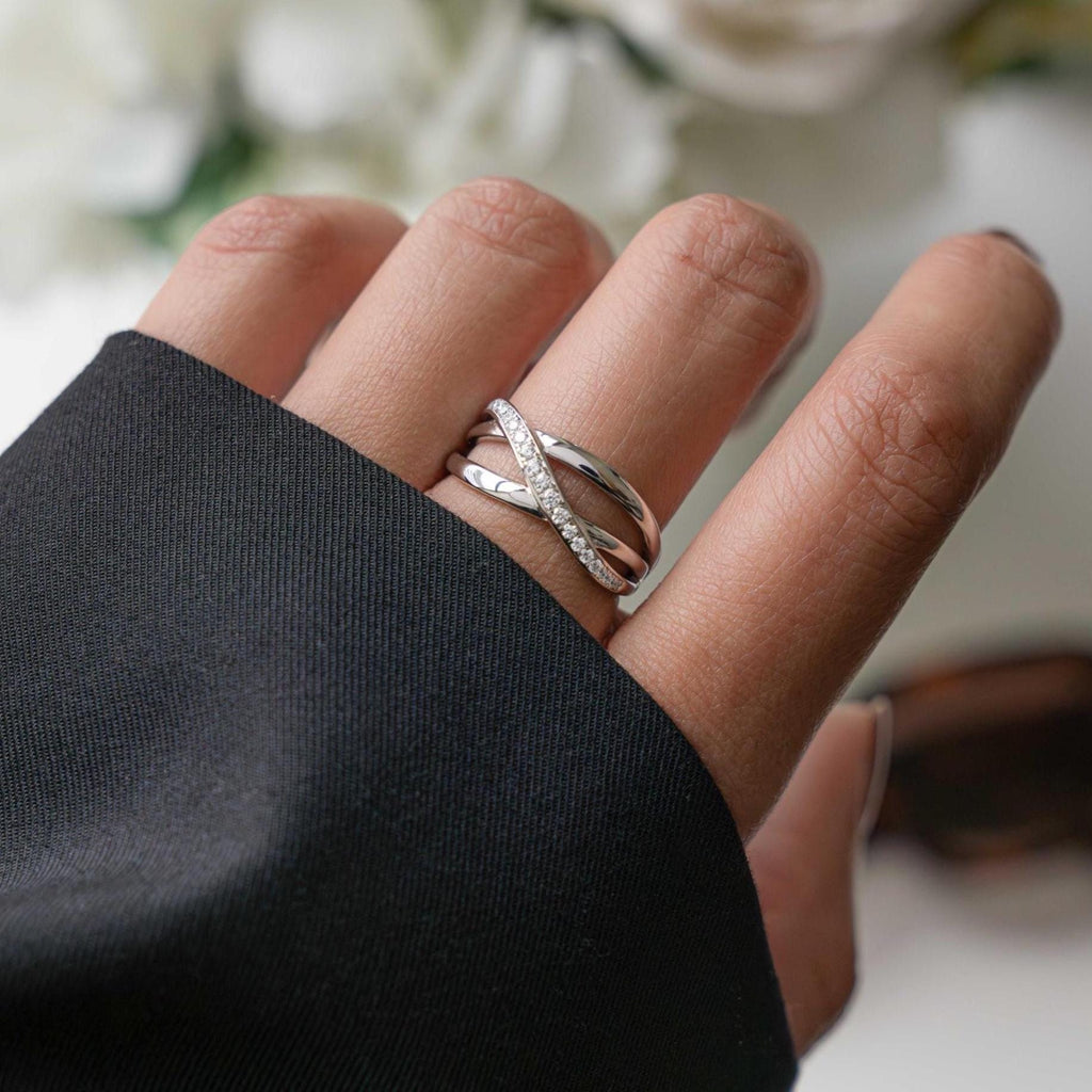 Dainty Diamond Ring by Sami Jewels, Statement Ring, Minimalist Ring, Dainty Ring, Unique Ring, Stacking Ring, Wedding Jewelry, Gift for Her