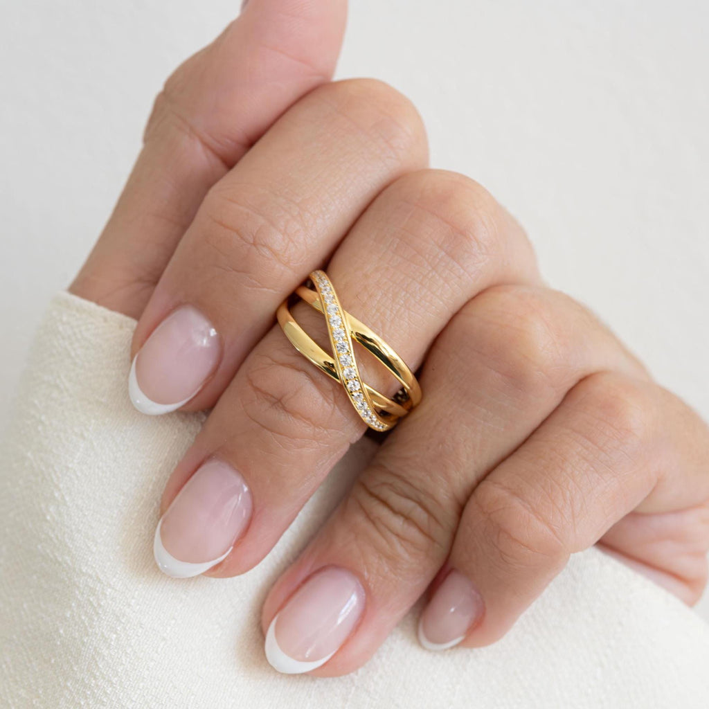 Dainty Diamond Ring by Sami Jewels, Statement Ring, Minimalist Ring, Dainty Ring, Unique Ring, Stacking Ring, Wedding Jewelry, Gift for Her