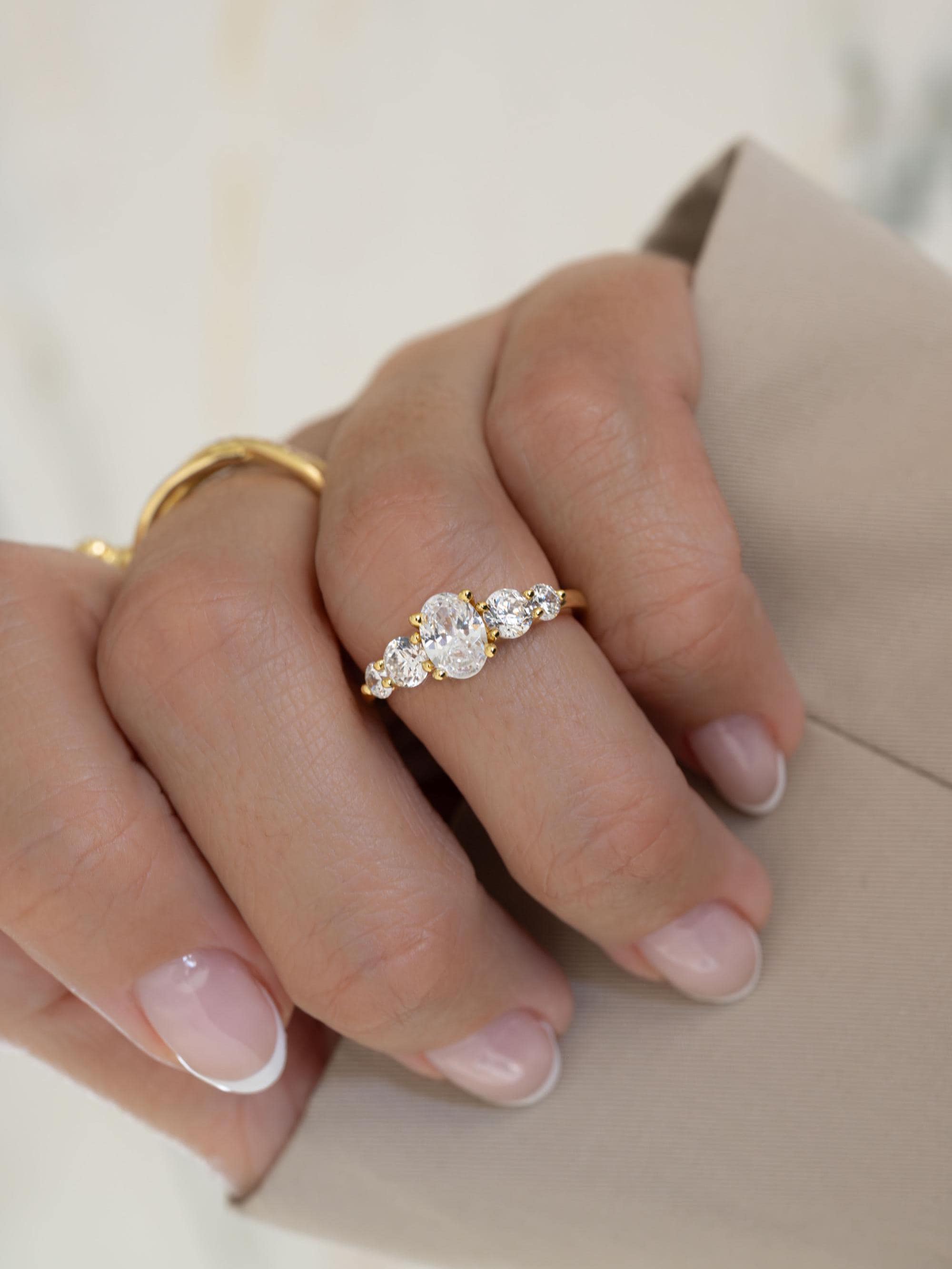 Oval Statement Ring by Sami Jewels, Promise Ring, Engagement Ring, Diamond Ring, Vintage Ring, Stackable Ring, Anniversary Gift