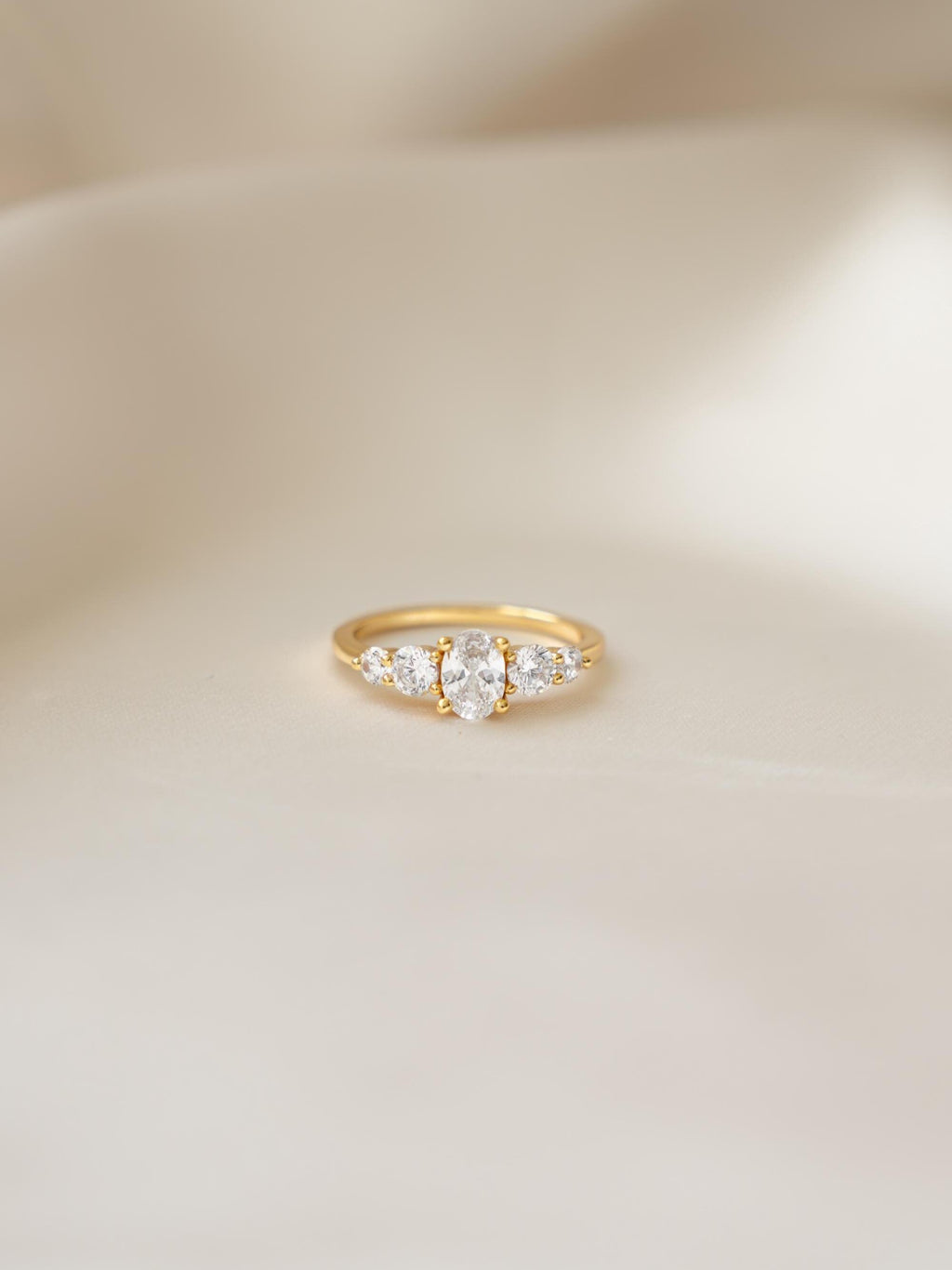 Oval Statement Ring by Sami Jewels, Promise Ring, Engagement Ring, Diamond Ring, Vintage Ring, Stackable Ring, Anniversary Gift