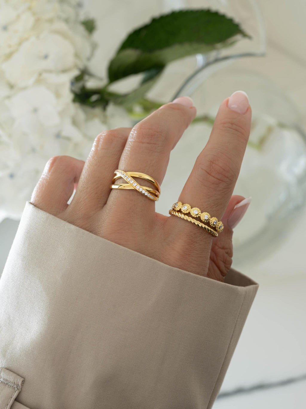 Bezel Set Fluted Stacking Ring by Sami Jewels, Sizes 4-12, Made of 925 Sterling Silver, Diamond Ring, Minimalist Ring