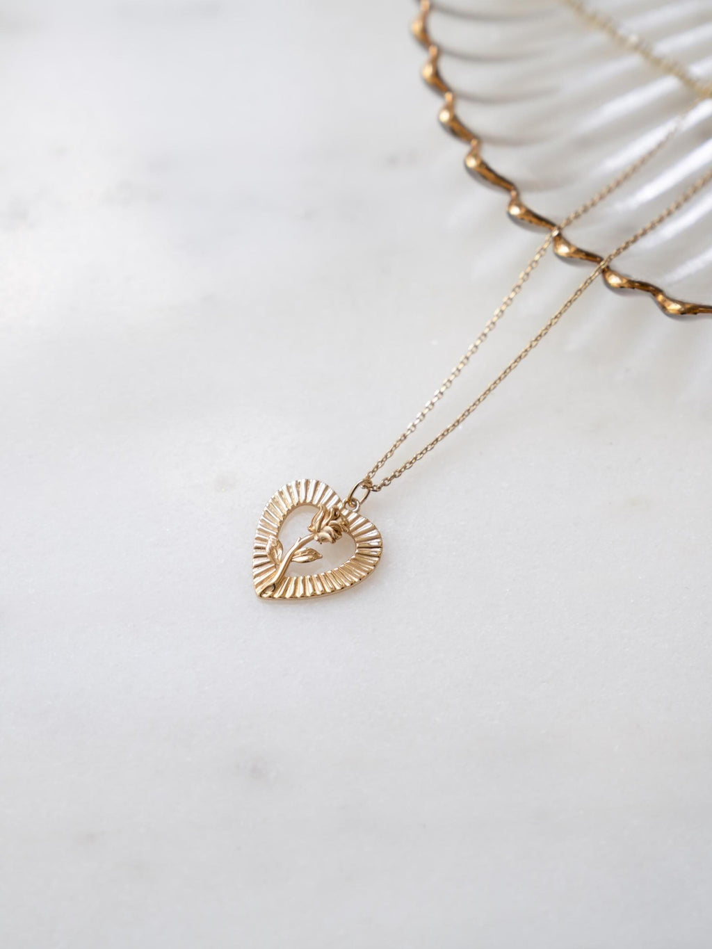 Heart Pendant Necklace by Sami Jewels, Rose Necklace, Heart Necklace, Statement Necklace, Charm Necklace, Vintage Necklace, Heart Medallion