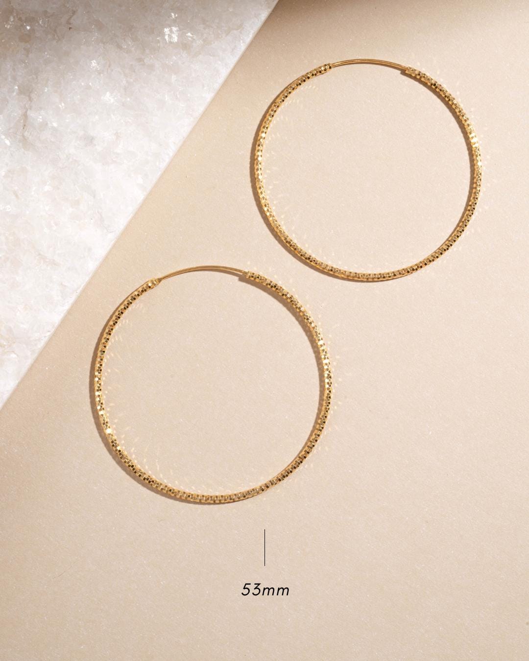 Diamond Cut Hoop Earrings by Sami Jewels, Available in 32mm, 40mm and 53mm Diameter Hoops, Lightweight Hoop Earrings made of Sterling Silver