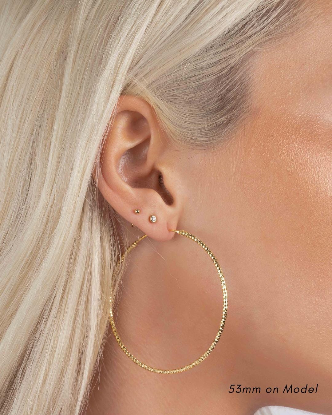 Diamond Cut Hoop Earrings by Sami Jewels, Available in 32mm, 40mm and 53mm Diameter Hoops, Lightweight Hoop Earrings made of Sterling Silver