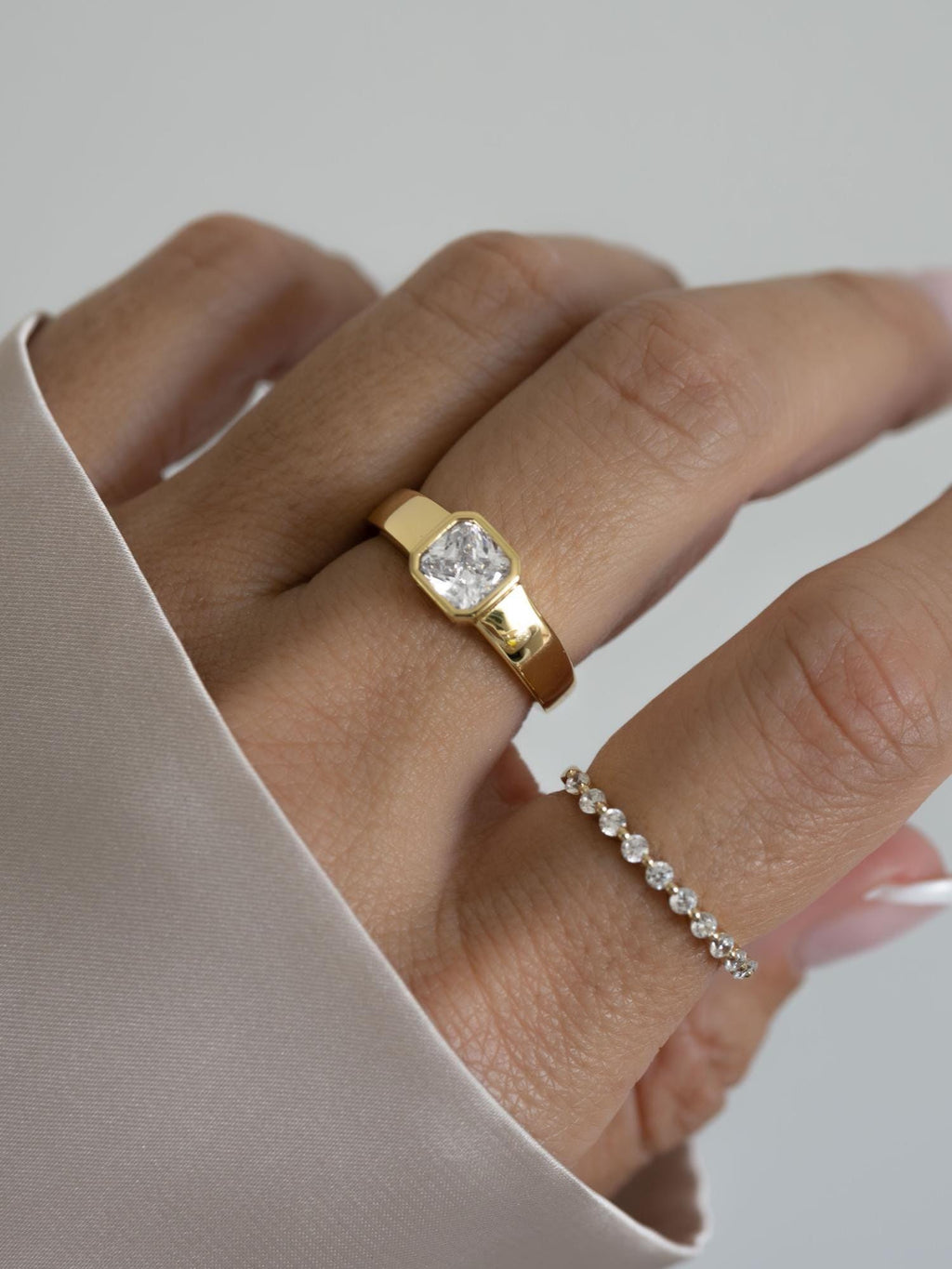Bezel Set Dome Ring by Sami Jewels, Square Ring, Diamond Ring, Stackable Rings, Radiant Cut Diamond, Chunky Rings, Statement Ring