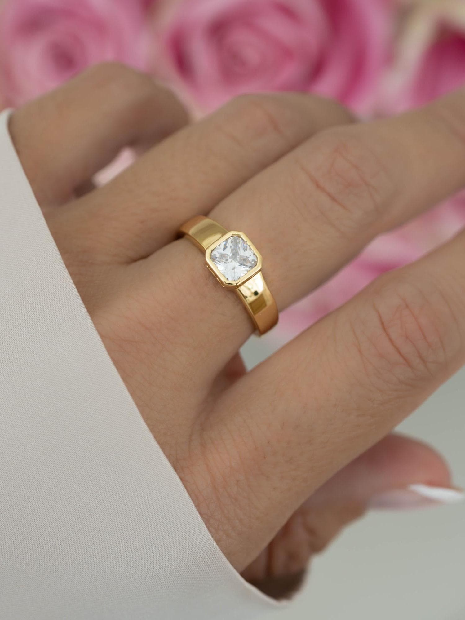 Bezel Set Dome Ring by Sami Jewels, Square Ring, Diamond Ring, Stackable Rings, Radiant Cut Diamond, Chunky Rings, Statement Ring