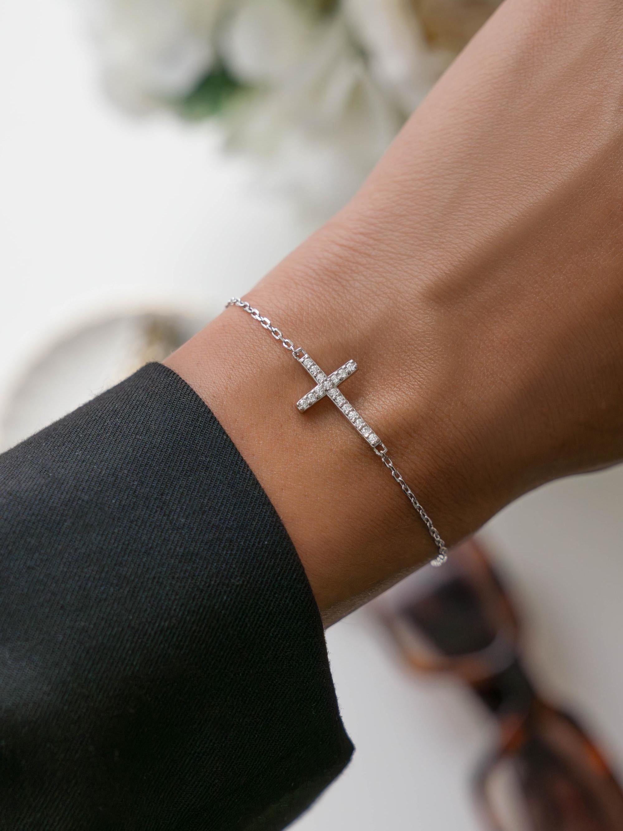 Cross Bracelet by Sami Jewels, Chain Bracelet, Charm Bracelet, Diamond Bracelet, Adjustable Bracelet, Dainty Bracelet, Religious Jewelry