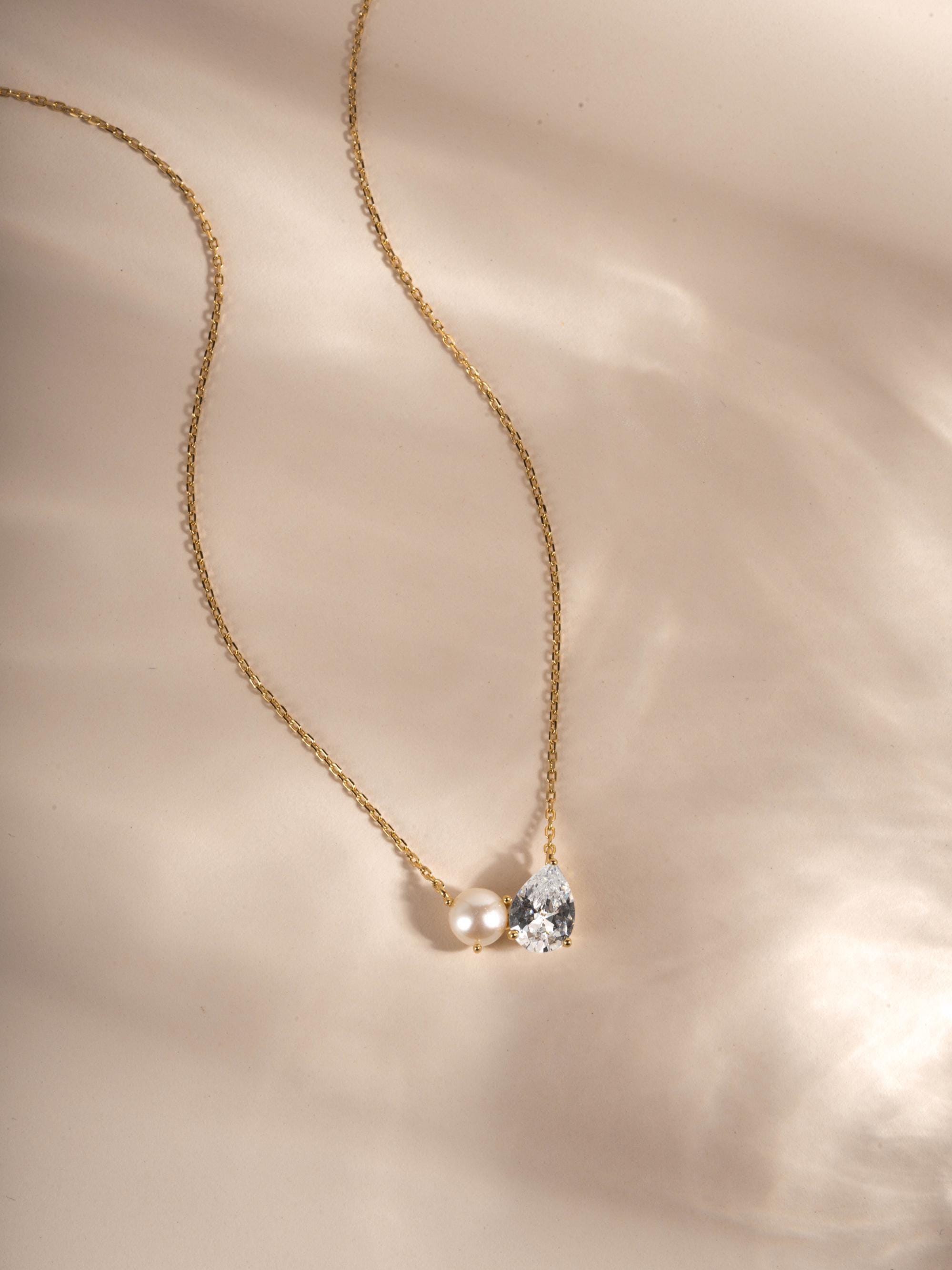 Toi et Moi Necklace, Pearl and Diamond Necklace, Tear Drop Charm Necklace, Pearl Pendant Necklace, Bridal Necklace, Bridesmaid Jewelry