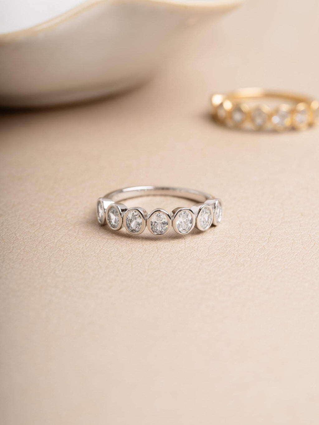Oval Bezel Ring by Sami Jewels, Stackable Ring, Wedding Band, Diamond Ring, Promise Ring, Dainty Ring, Vintage Ring, Bridal Jewelry