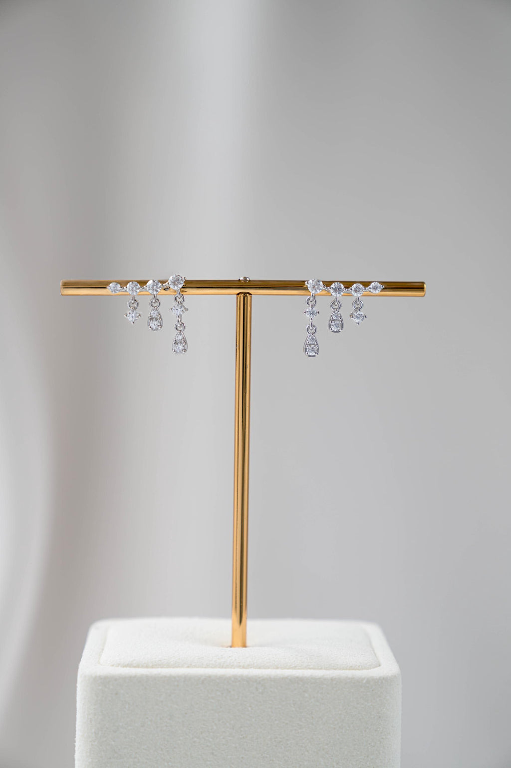 Ear Climber Earrings by Sami Jewels, Dangle Earrings, Dainty Earrings, Ear Crawler, Diamond Earrings, Bridal Jewelry, Trendy Earrings