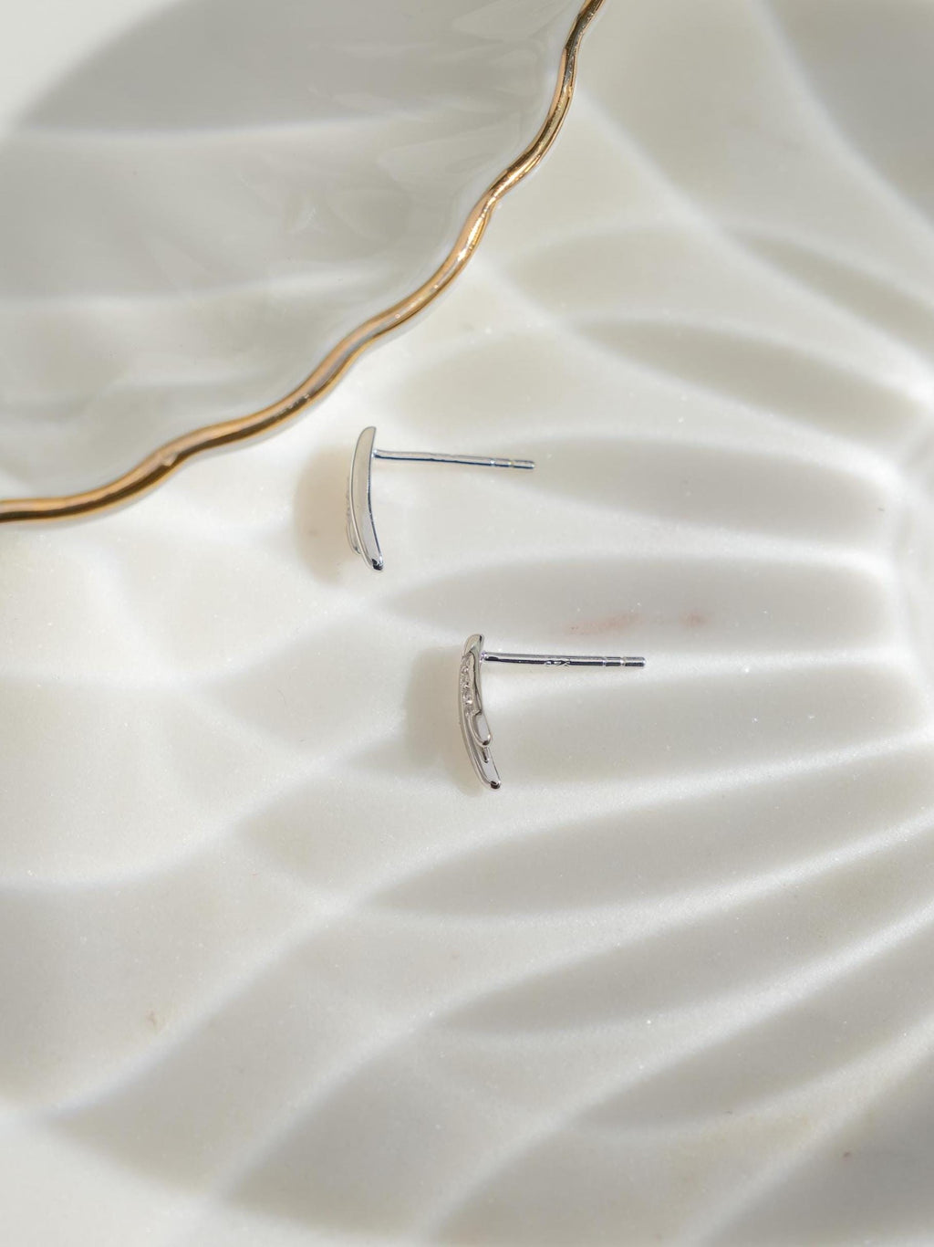 Dainty Stud Earrings by Sami Jewels, Small Stud Earrings, Minimalist Earrings, Tiny Earrings, Diamond Stud Earrings, Studs, Gift for Her