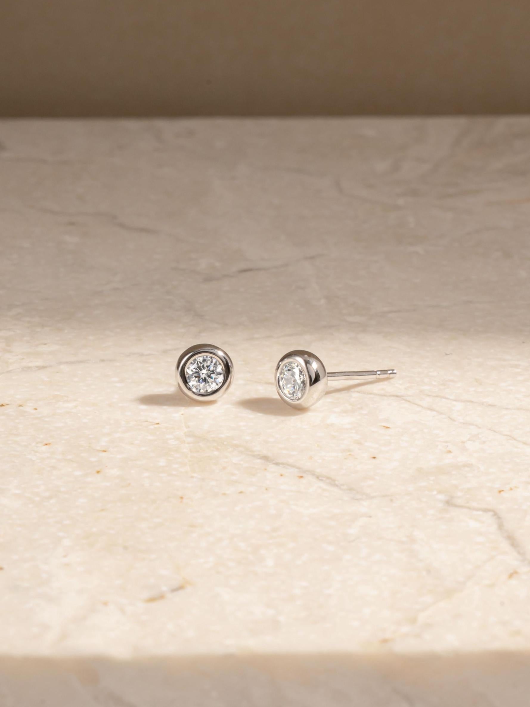 Bezel Studs by Sami Jewels, Diamond Earrings, Stud Earrings, Small Earrings, Dainty Earrings, Tiny Earrings, Bridal Jewelry, Gift for Her