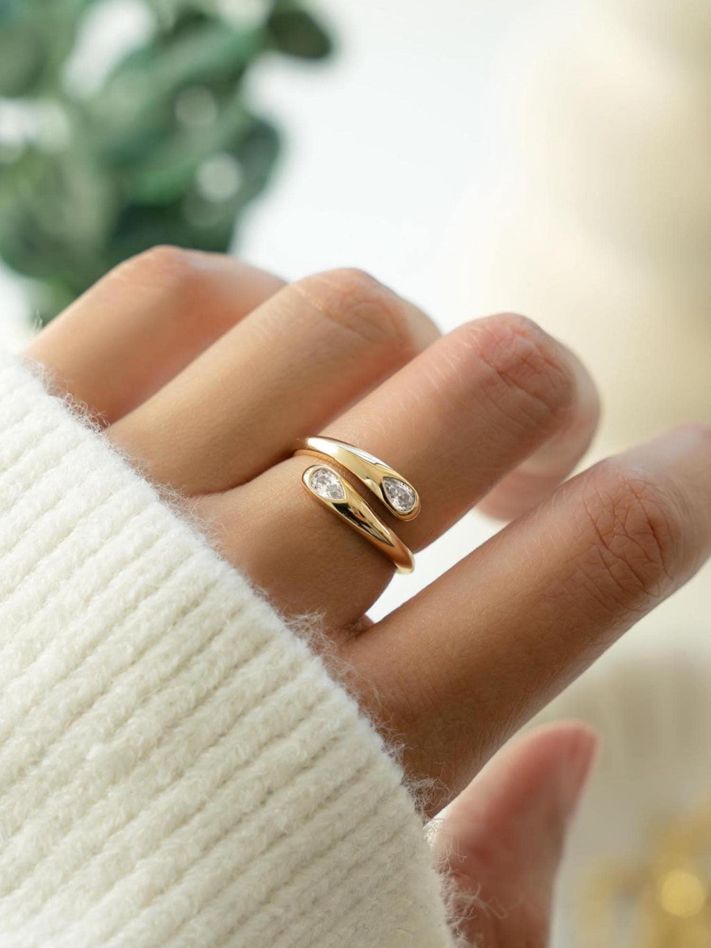 Pear Bypass Ring by Sami Jewels, Spiral Ring Design in Sizes 4-10, Pear Ring, Statement Ring, Minimalist Ring