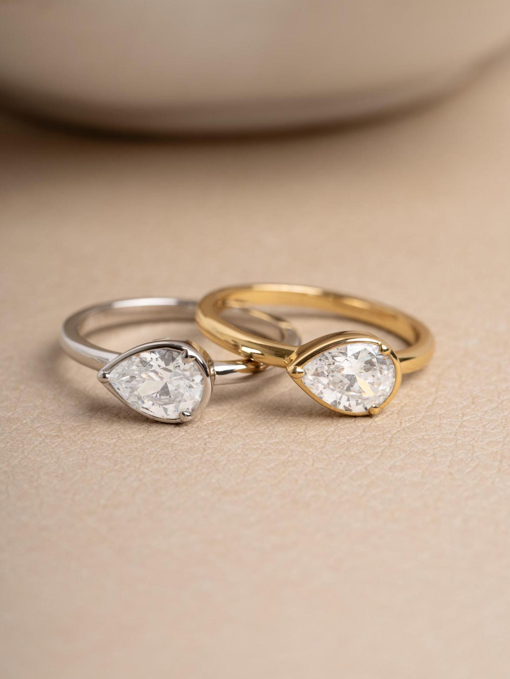 Bezel Set Pear Ring by Sami Jewels, Bezel Ring, Diamond Ring, Engagement Ring, Dainty Ring, Wedding Ring, Bridal Jewelry