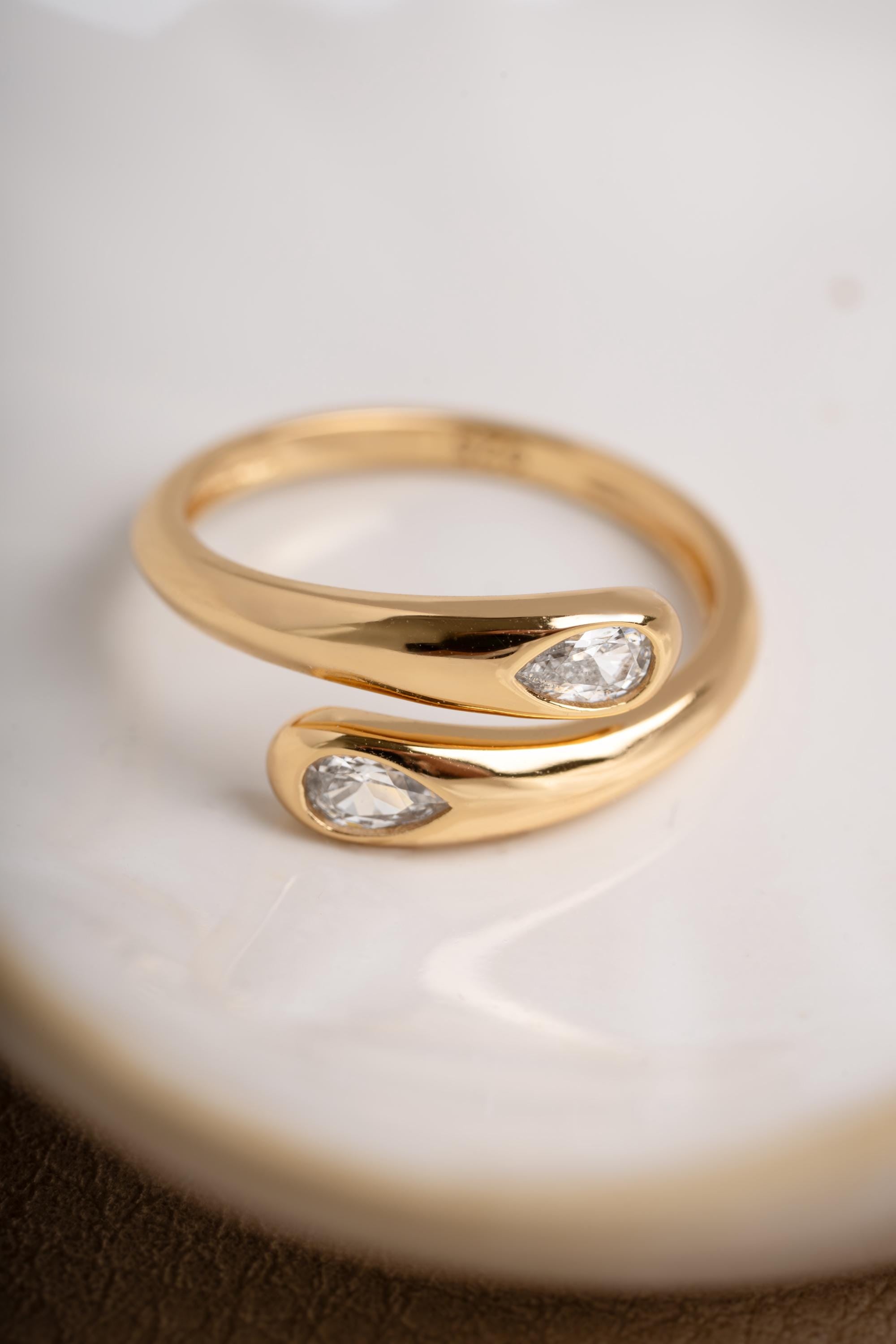 Pear Bypass Ring by Sami Jewels, Spiral Ring Design in Sizes 4-10, Pear Ring, Statement Ring, Minimalist Ring