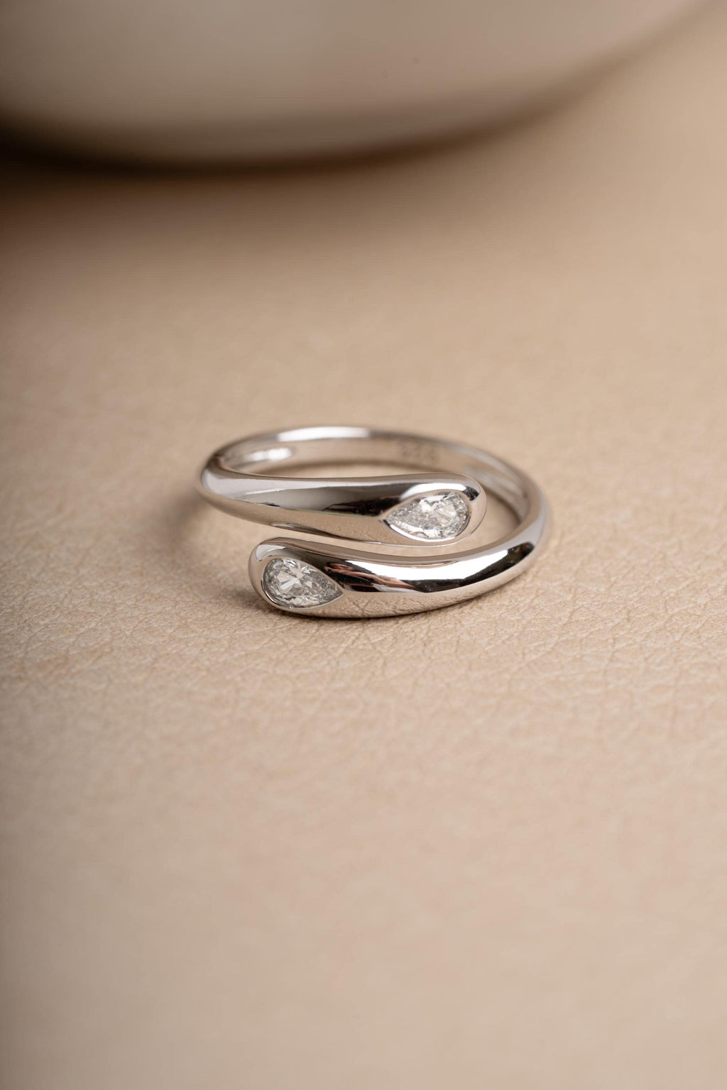 Pear Bypass Ring by Sami Jewels, Spiral Ring Design in Sizes 4-10, Pear Ring, Statement Ring, Minimalist Ring