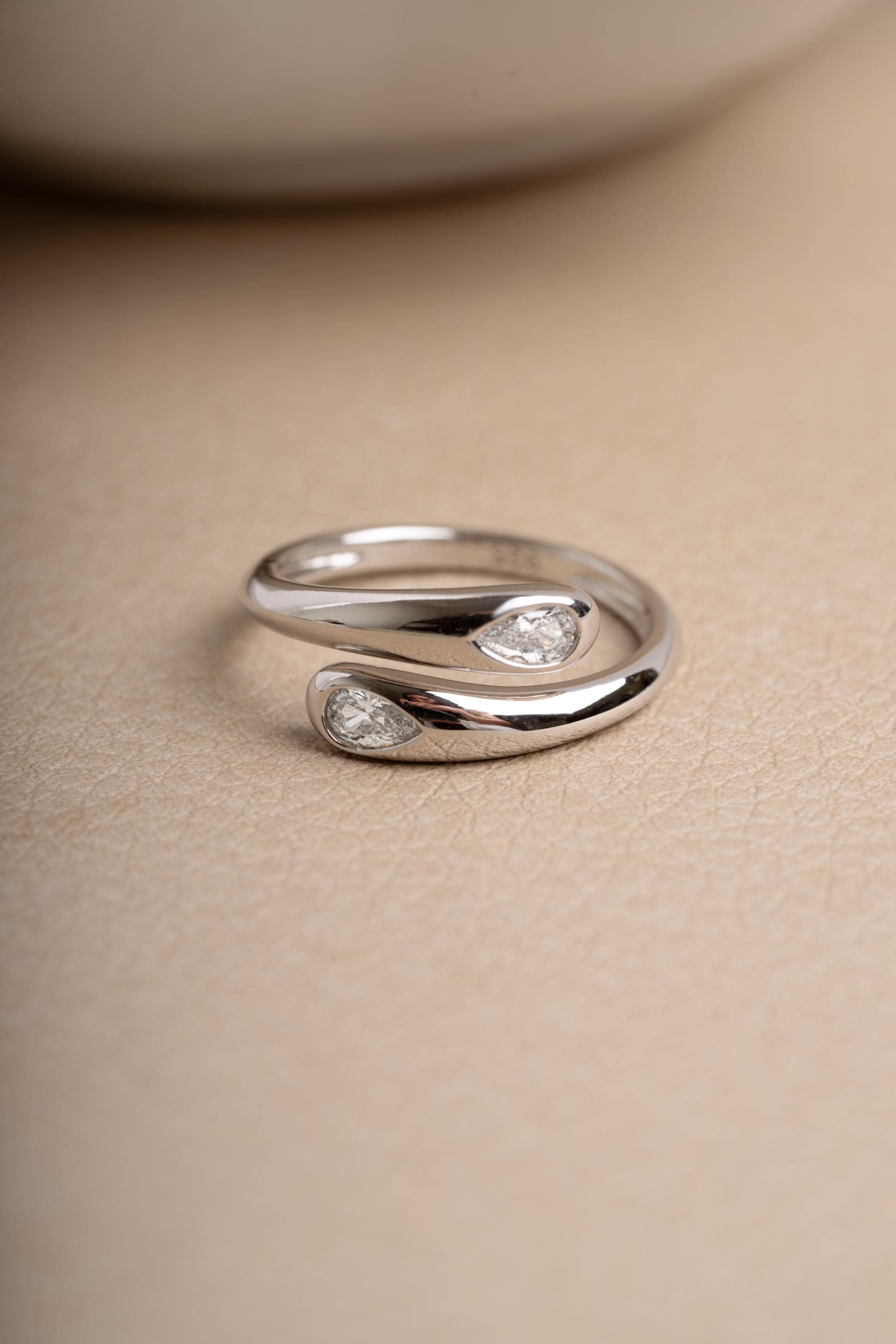 Pear Bypass Ring by Sami Jewels, Spiral Ring Design in Sizes 4-10, Pear Ring, Statement Ring, Minimalist Ring