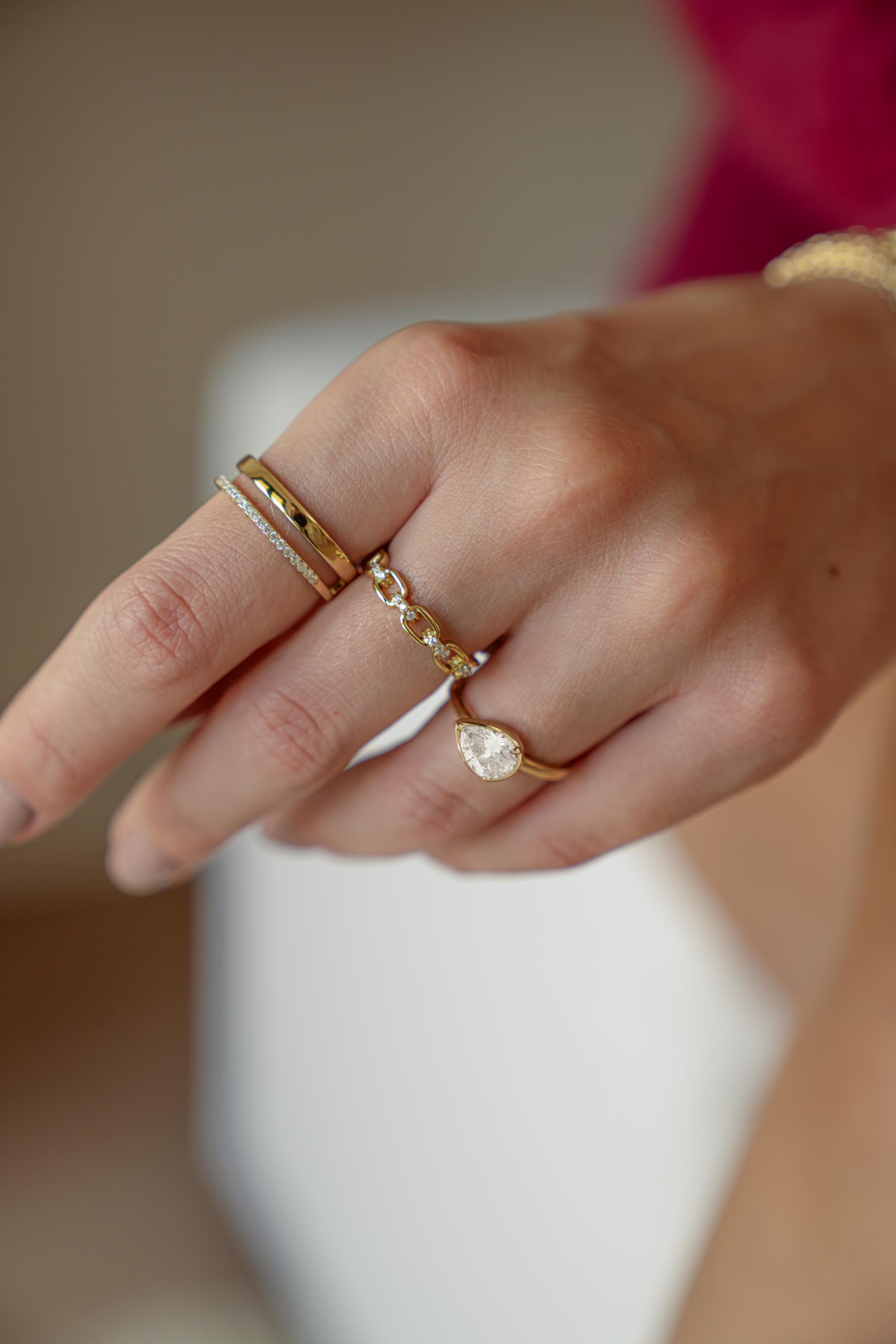 Bezel Set Pear Ring by Sami Jewels, Bezel Ring, Diamond Ring, Engagement Ring, Dainty Ring, Wedding Ring, Bridal Jewelry