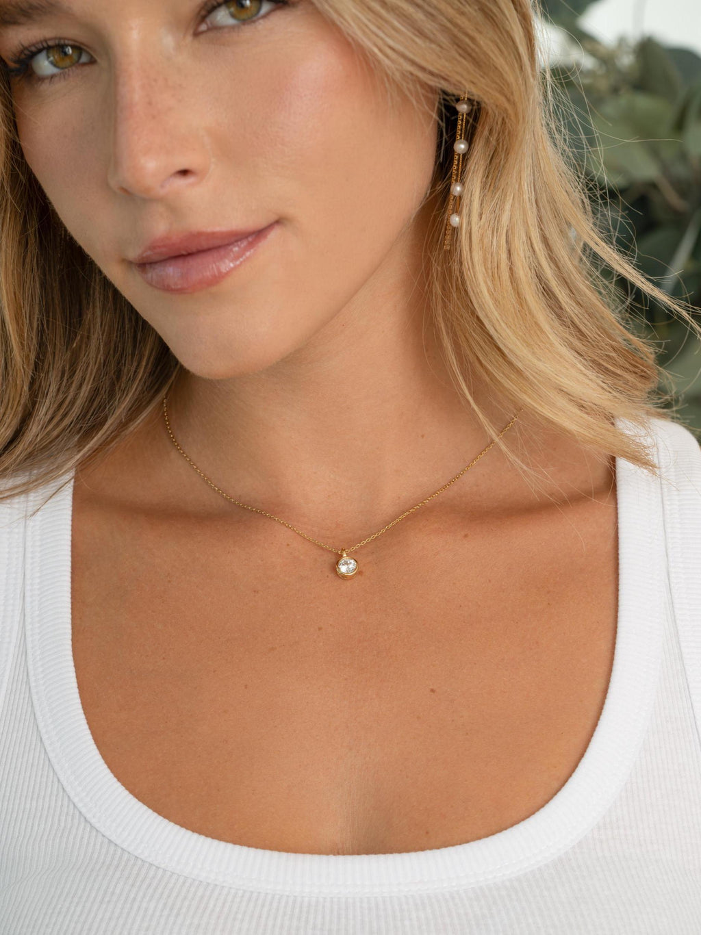 Round Bezel Diamond Necklace, Adjustable Chain for Layering or Everyday Wear, Minimalist Design