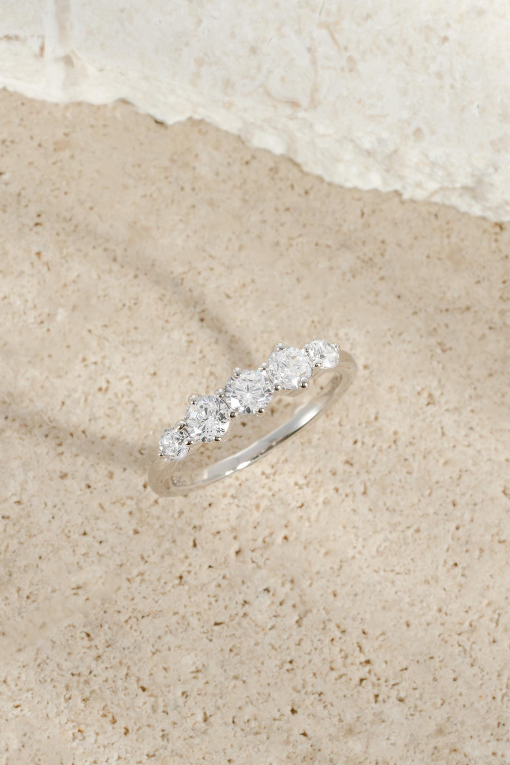 Graduated 5 Stone Ring by Sami Jewels, Wedding Band, Promise Ring, Stackable Rings, Diamond Ring, Dainty Ring, Wedding Ring, Bridal Jewelry