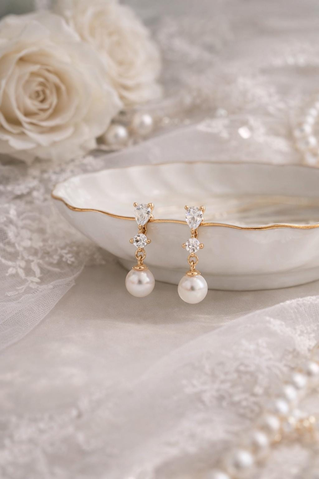 Pearl Drop Earrings, Bridal Pearl Earrings, Dainty Earrings, Gold Stud Earrings, Gift for Her, Minimalist Earrings, Wedding Earrings