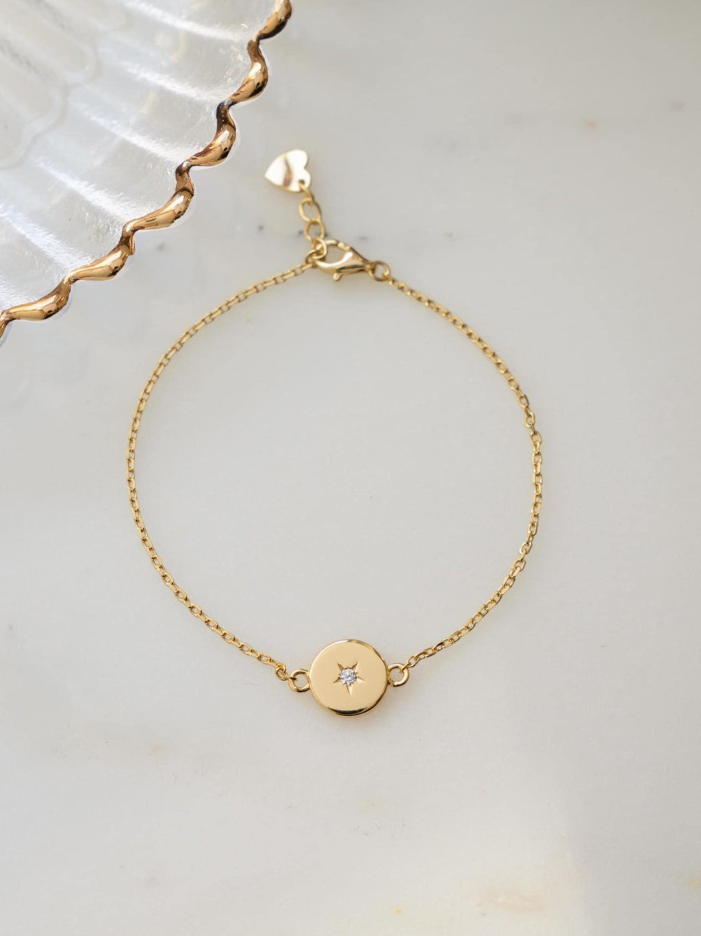 Round Starburst Charm Bracelet by Sami Jewels, Star Bracelet featuring a Minimalist and Adjustable Design