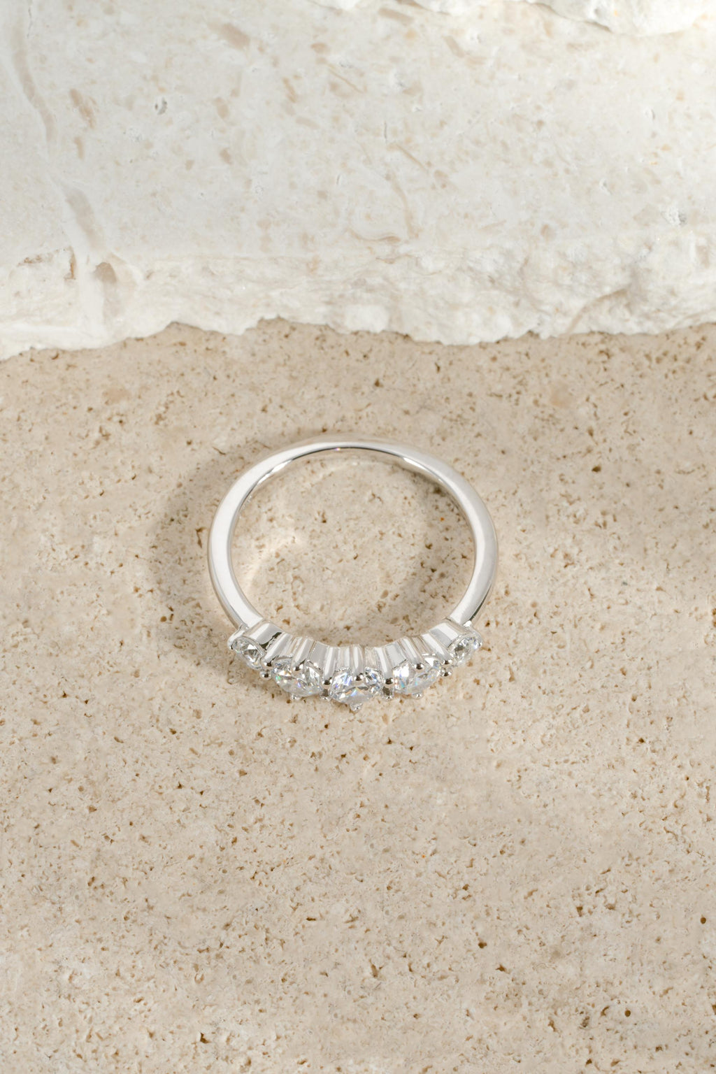 Graduated 5 Stone Ring by Sami Jewels, Wedding Band, Promise Ring, Stackable Rings, Diamond Ring, Dainty Ring, Wedding Ring, Bridal Jewelry