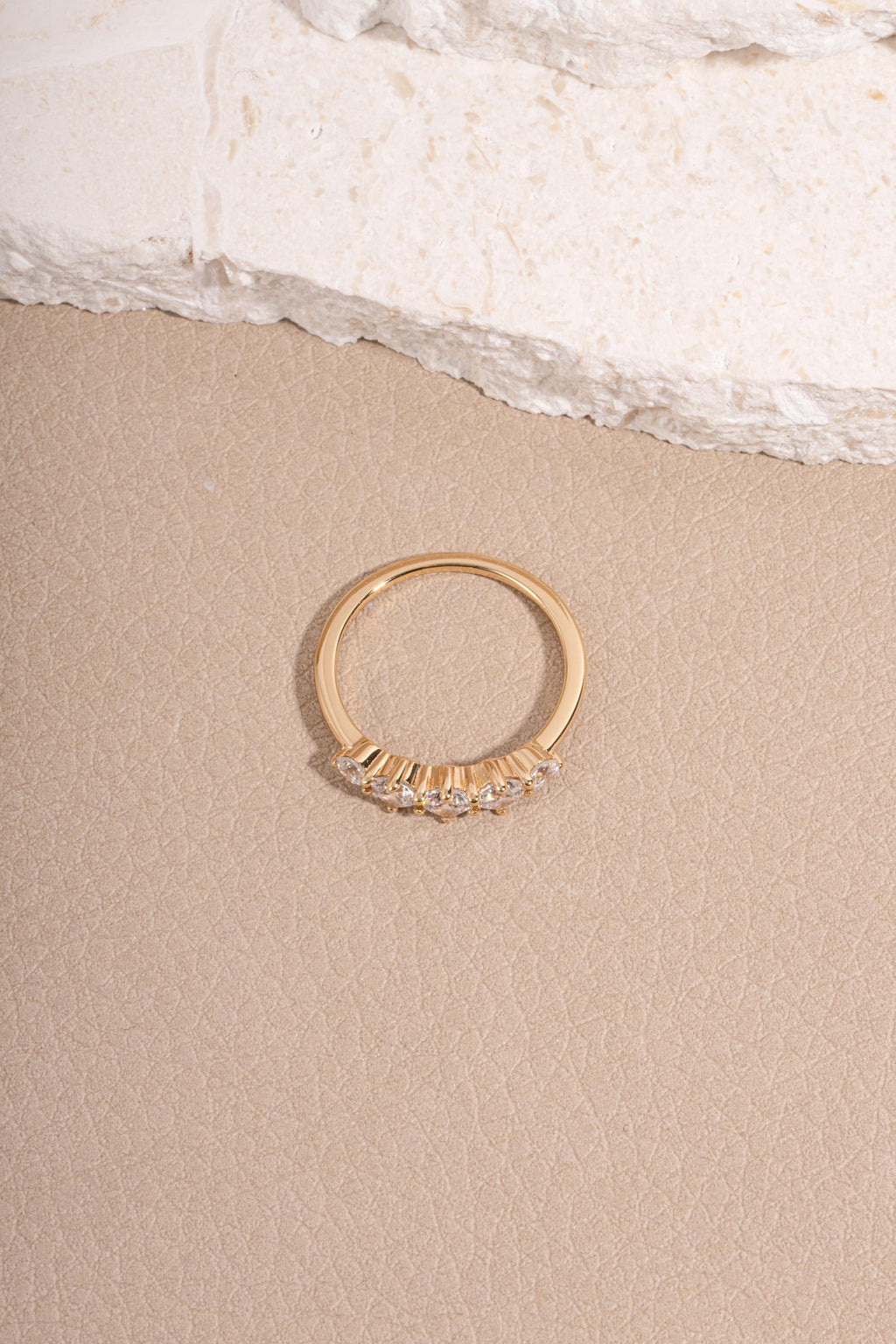 Graduated 5 Stone Ring by Sami Jewels, Wedding Band, Promise Ring, Stackable Rings, Diamond Ring, Dainty Ring, Wedding Ring, Bridal Jewelry