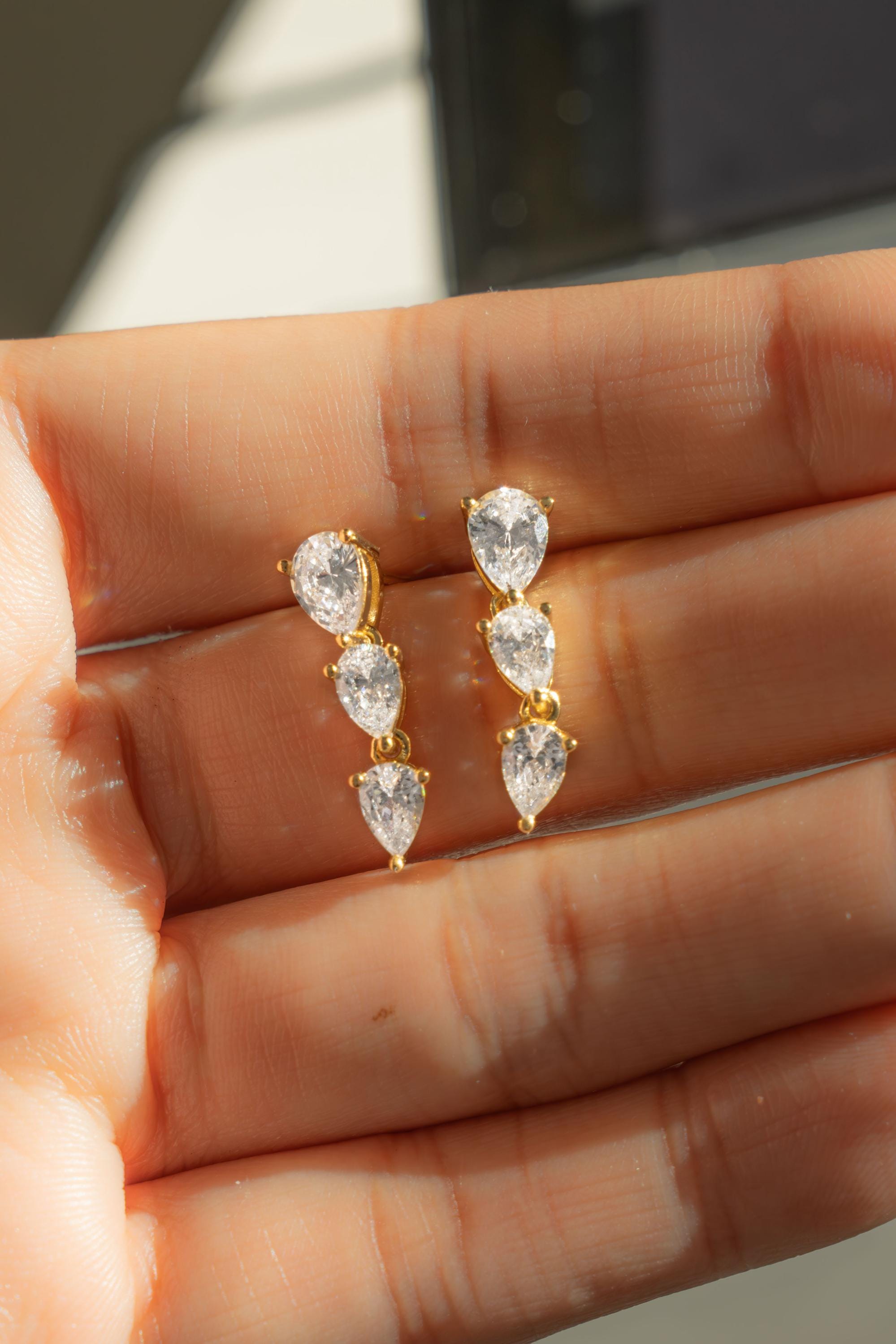 Teardrop Earrings, Dangle Earrings, Drop Earrings, Diamond Stud Earrings, Bridal Earrings, Wedding Jewelry, Gift for Her, Wedding Earrings