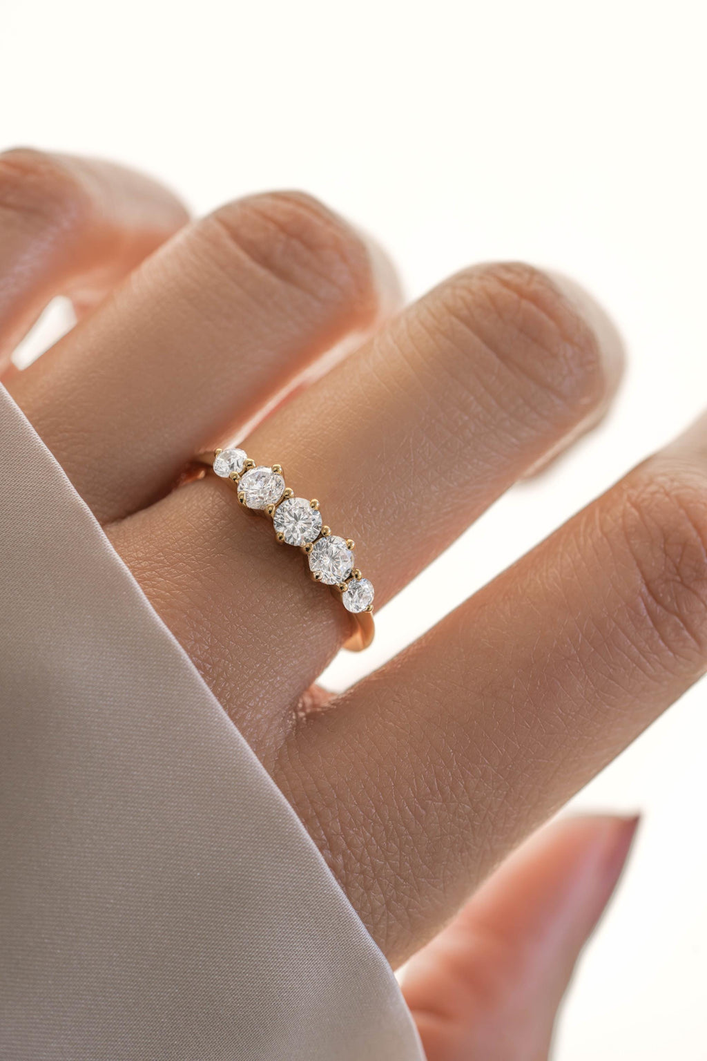 Graduated 5 Stone Ring by Sami Jewels, Wedding Band, Promise Ring, Stackable Rings, Diamond Ring, Dainty Ring, Wedding Ring, Bridal Jewelry