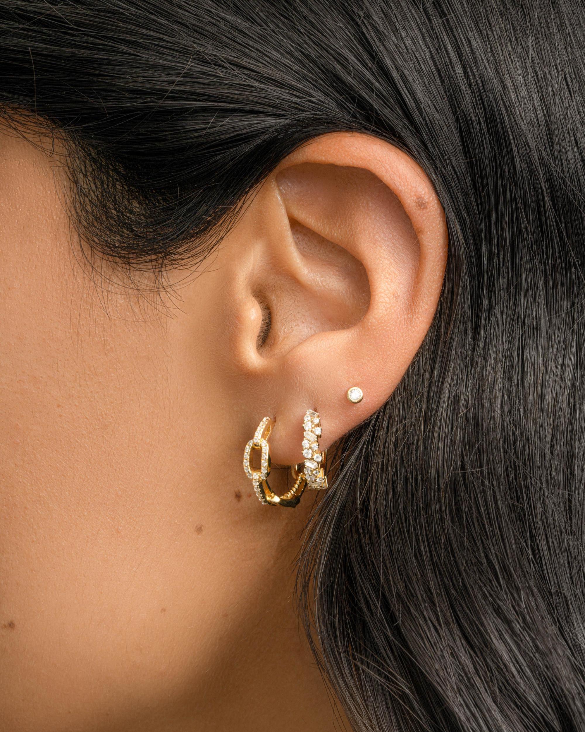 Small Hoop Earrings, Huggie Earrings, Chain Link Design