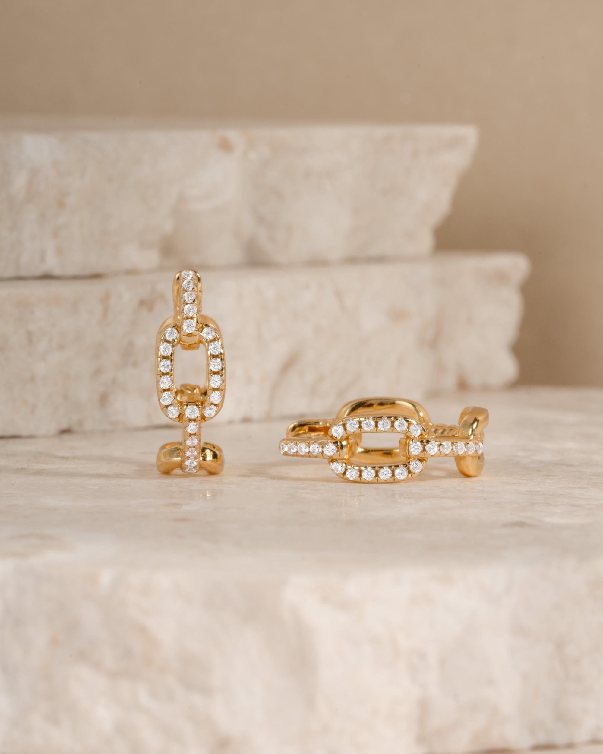 Small Hoop Earrings, Huggie Earrings, Chain Link Design